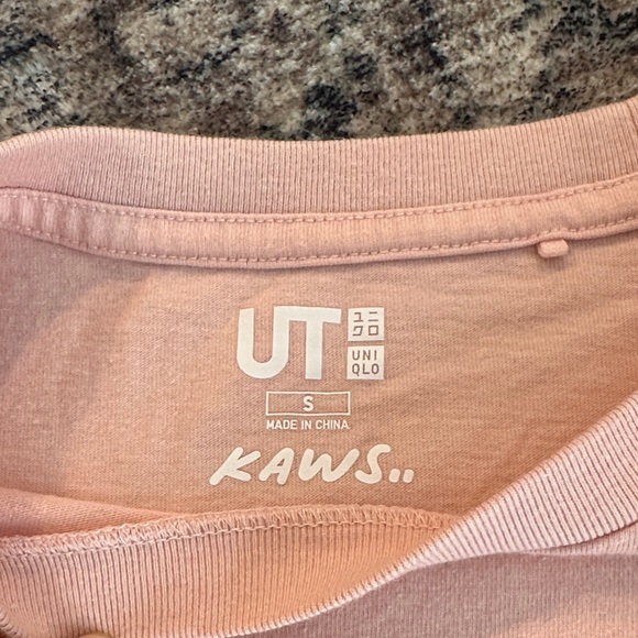 KAWS x Sesame Street tshirt size small - Picture 3 of 4